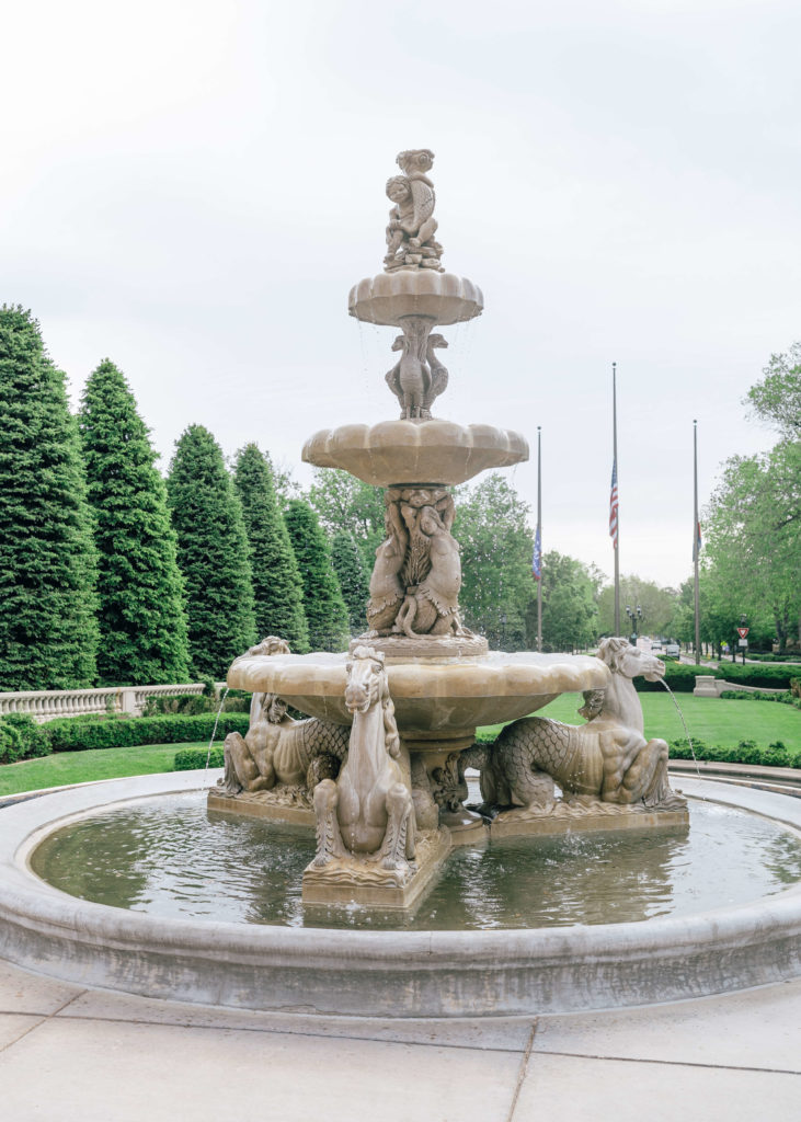 The Broadmoor fountain